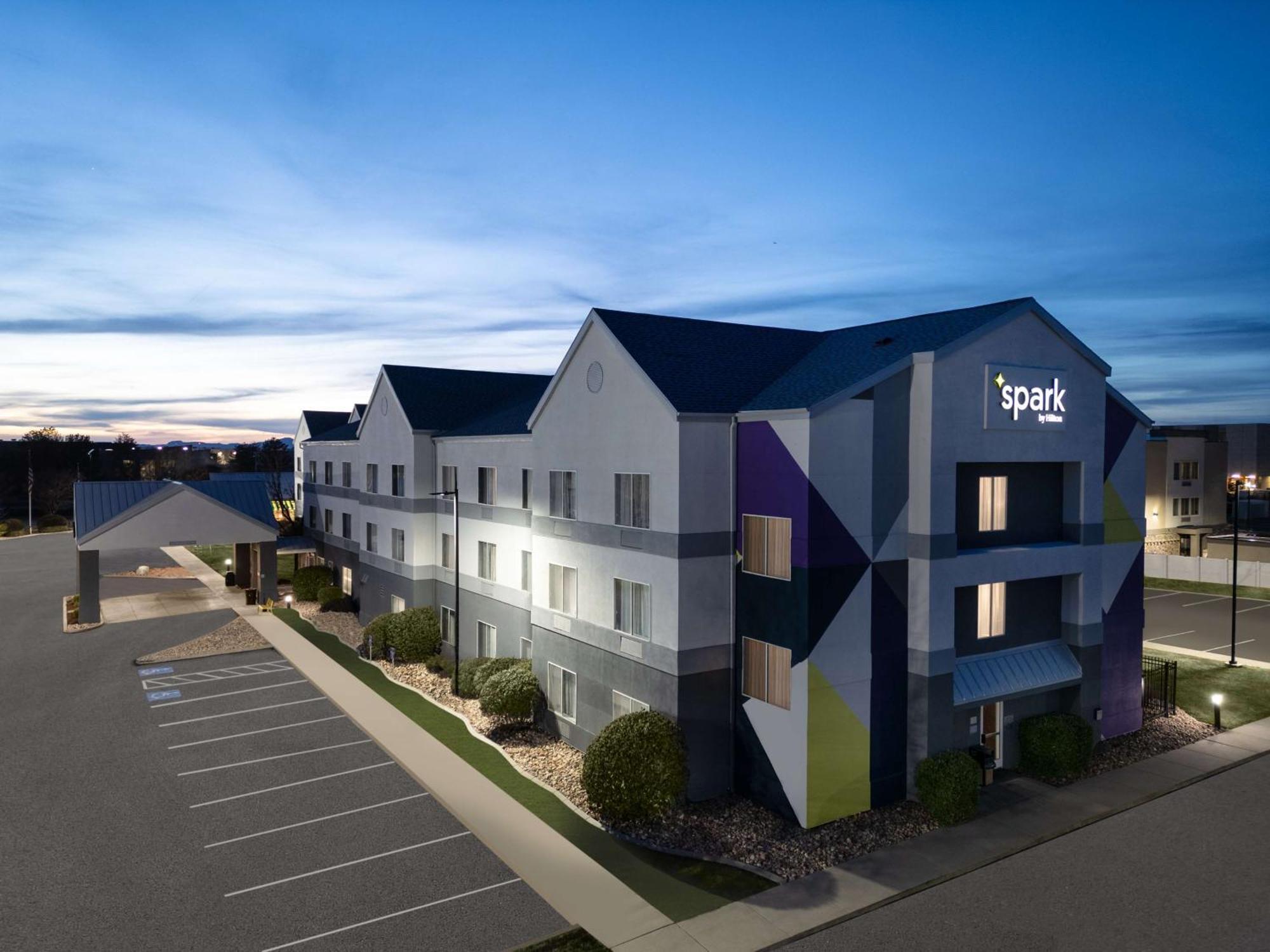 Spark By Hilton Salt Lake City Airport Exterior foto